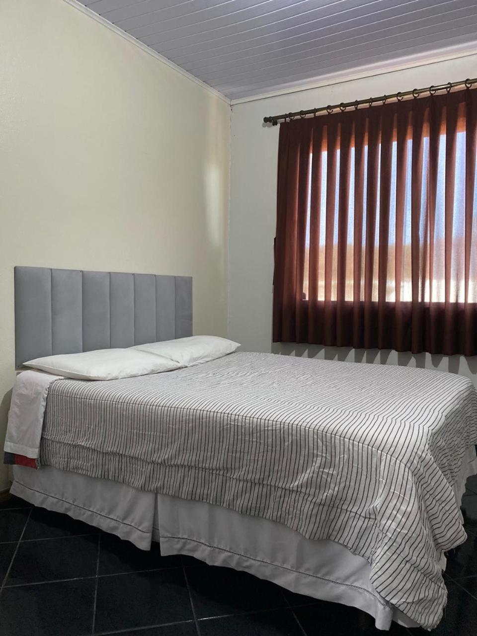 Hotel E Pousada Via Mar Itapocu Exteriér fotografie