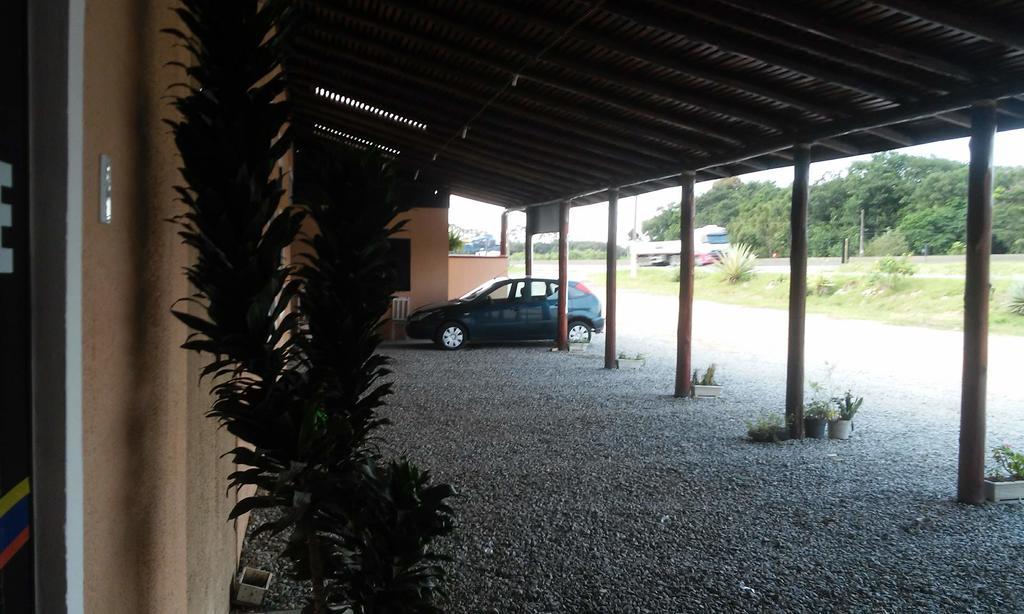 Hotel E Pousada Via Mar Itapocu Exteriér fotografie